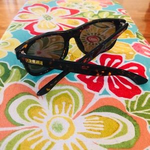 Diff Sunglasses✨👓✨